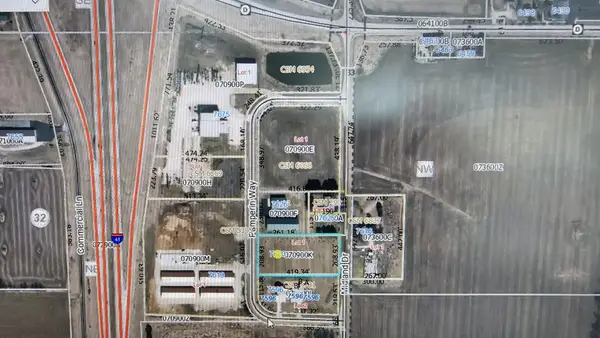 7620 Pamperin Way, Wayne, WI 53002