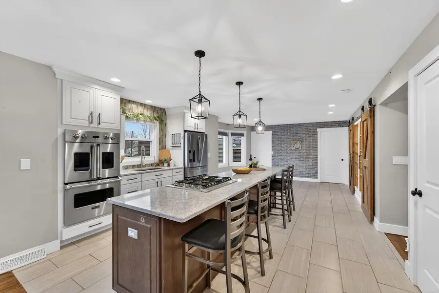 W5665 Lakeshore Dr, Elkhorn, WI 53121 - #3