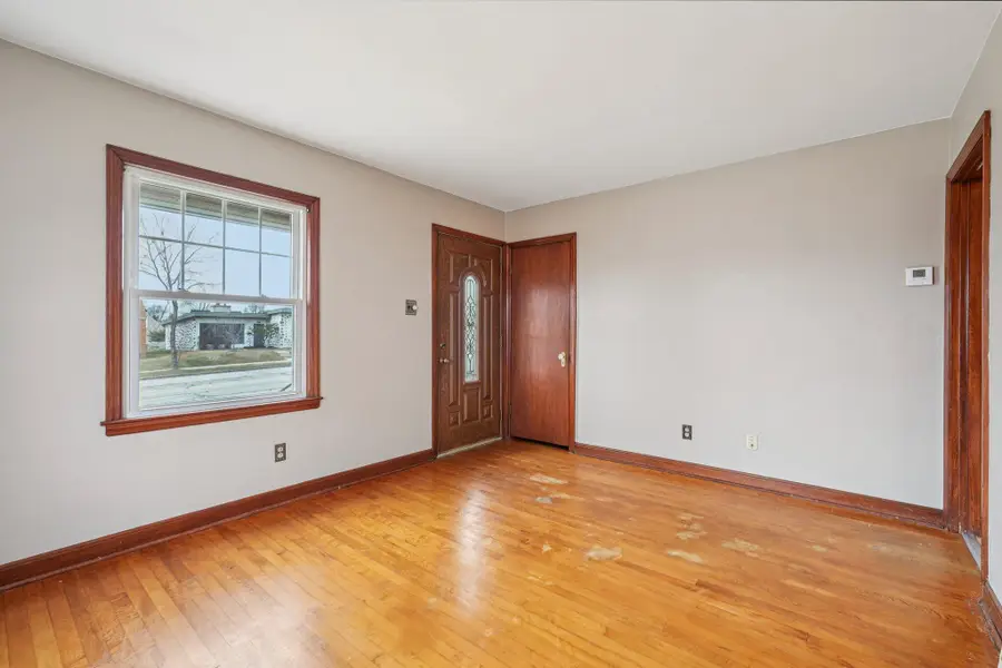 3622 S 16th St, Milwaukee, WI 53221 - #3