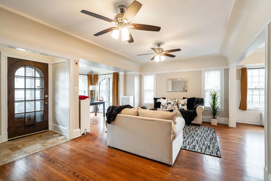 3915 N Downer Ave, Shorewood, WI 53211 - #3