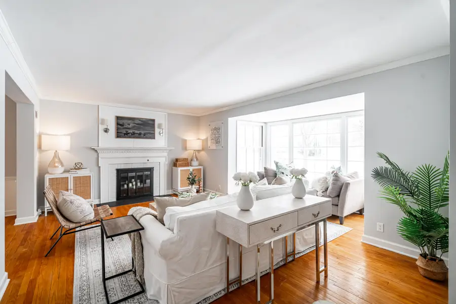 7219 N Santa Monica Blvd, Fox Point, WI 53217 - #3