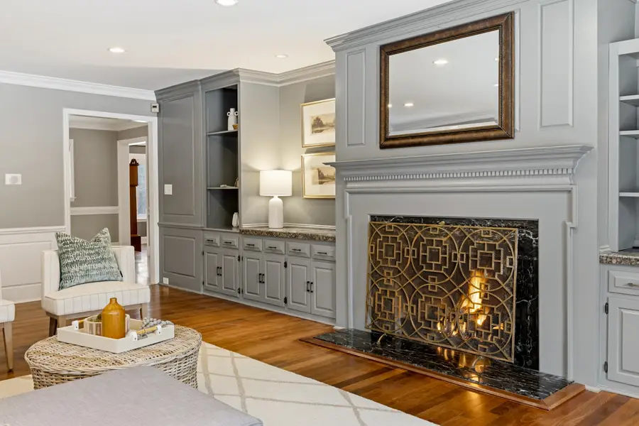 2485 W Fairy Chasm Rd, River Hills, WI 53217 - #2