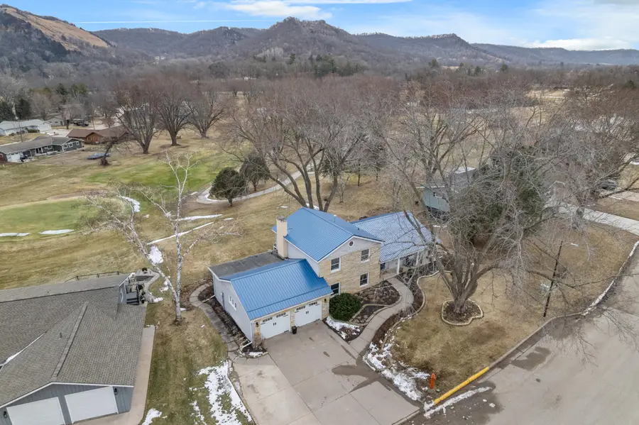 1628 Valley View Dr, Wilson, MN 55987 - #2