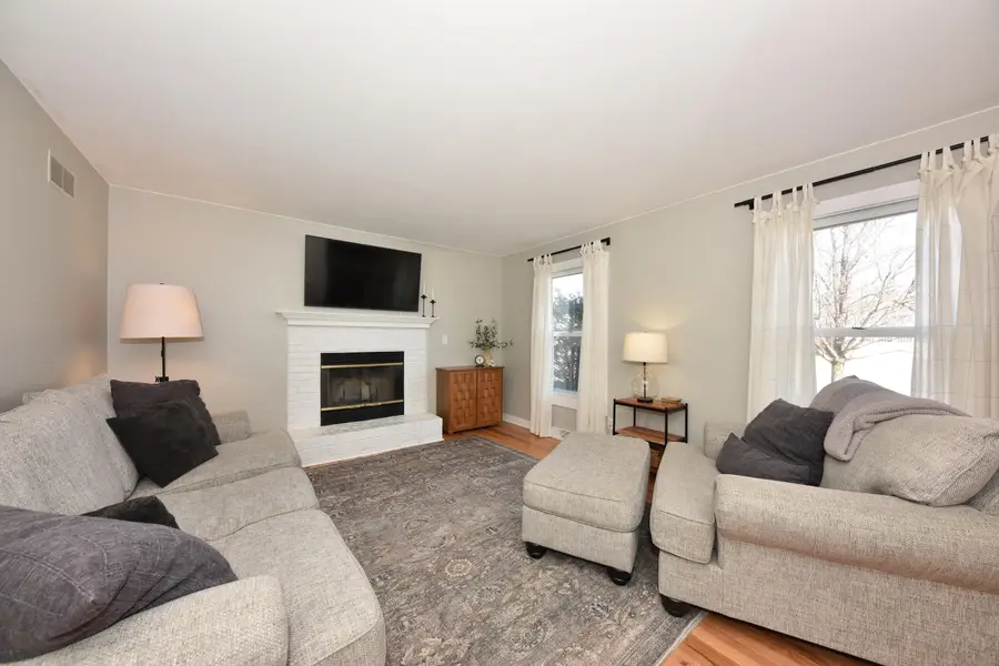 N57W24867 Clover Dr, Sussex, WI 53089 - #3