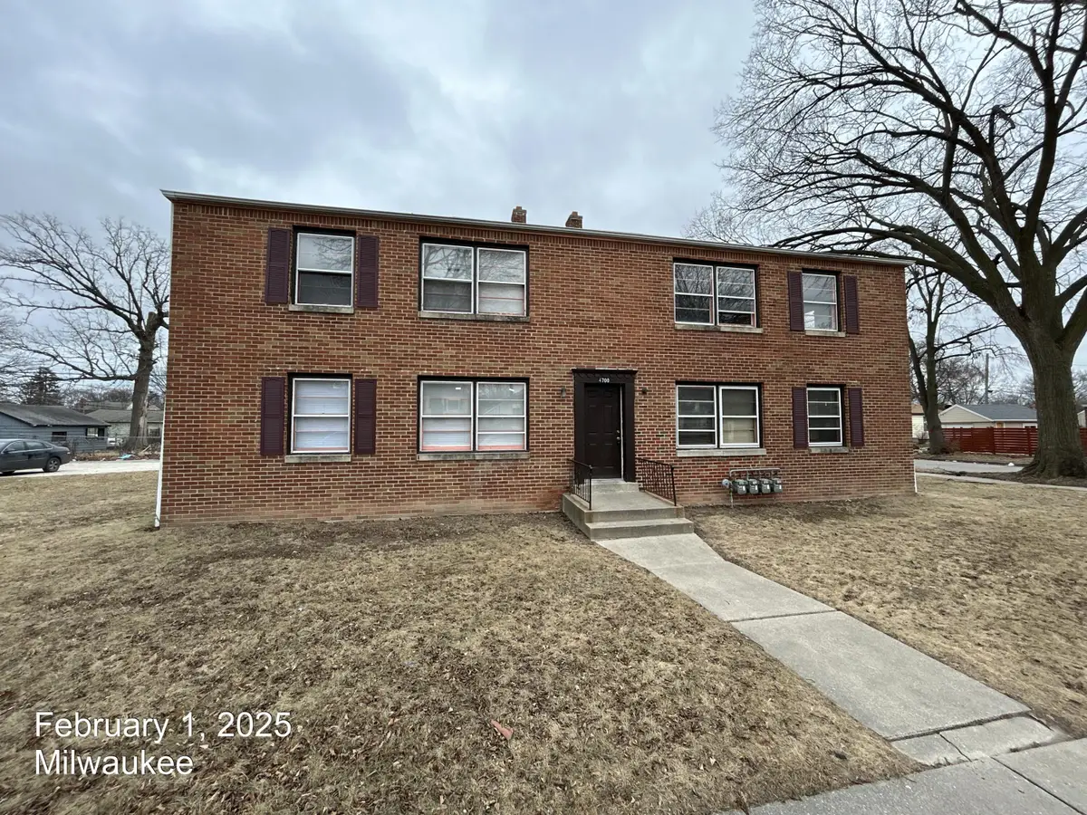 4700 N Sherman Blvd, Milwaukee, WI 53209 - #1