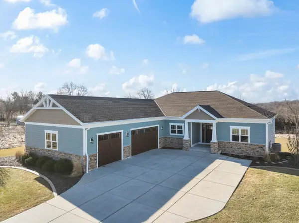 N3939 Prairie Ridge Ln, Sullivan, WI 53137