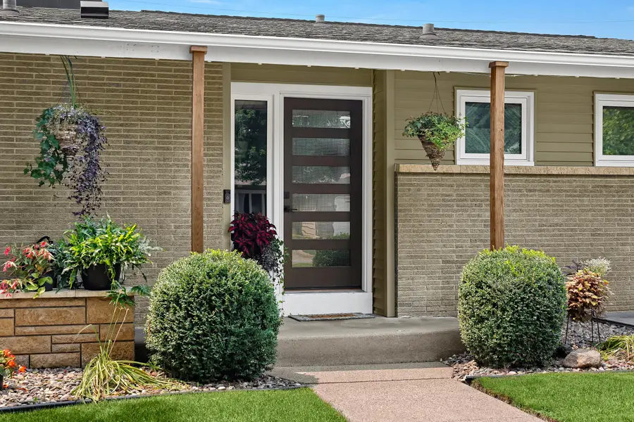 2248 Sisson Dr, La Crosse, WI 54601 - #2