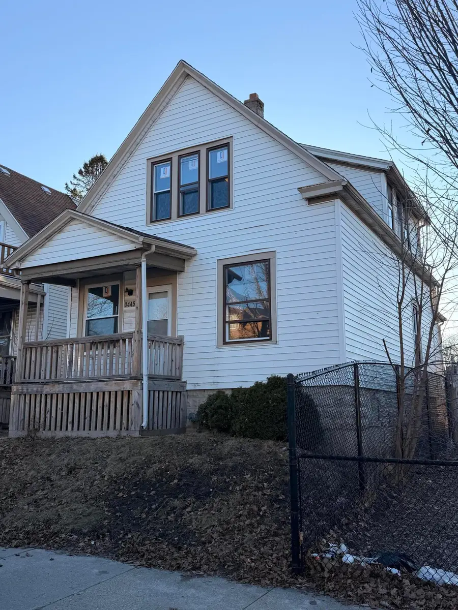3445 N 21st St, Milwaukee, WI 53206 - #2