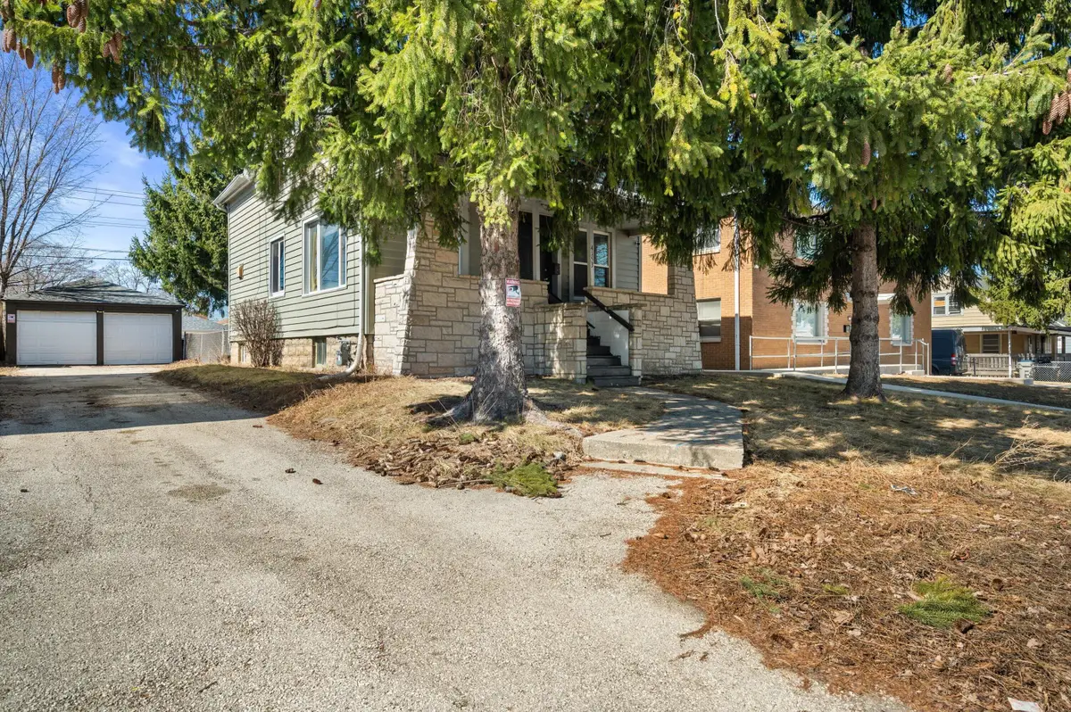 4153 N 60th St, Milwaukee, WI 53216 - #1