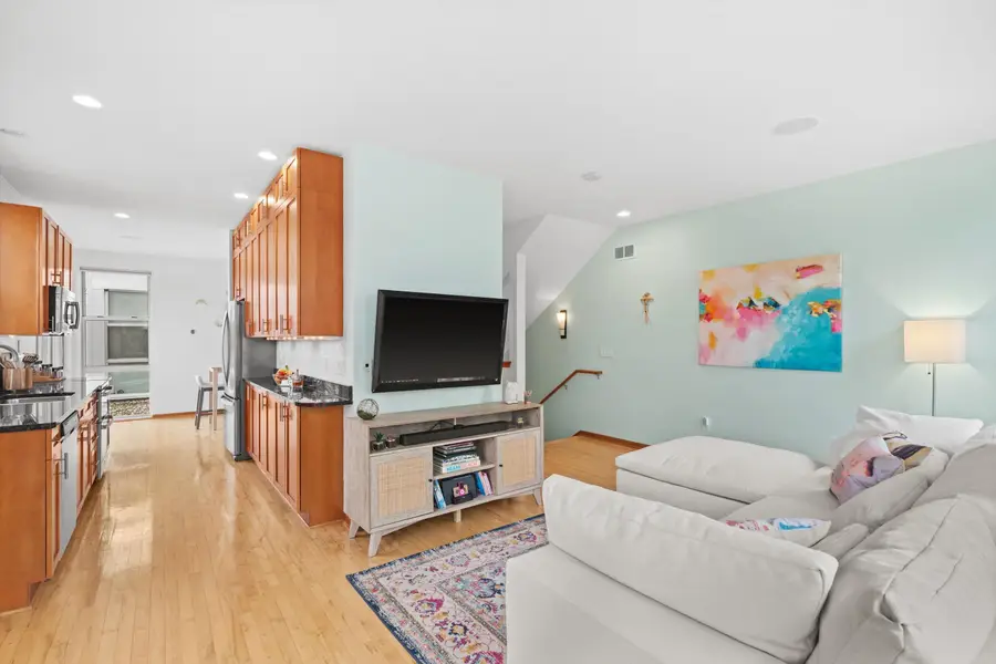 2146 N Commerce St, Milwaukee, WI 53212 - #3