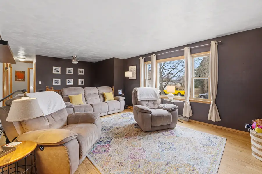 626 Vine St, Fond Du Lac, WI 54935 - #3