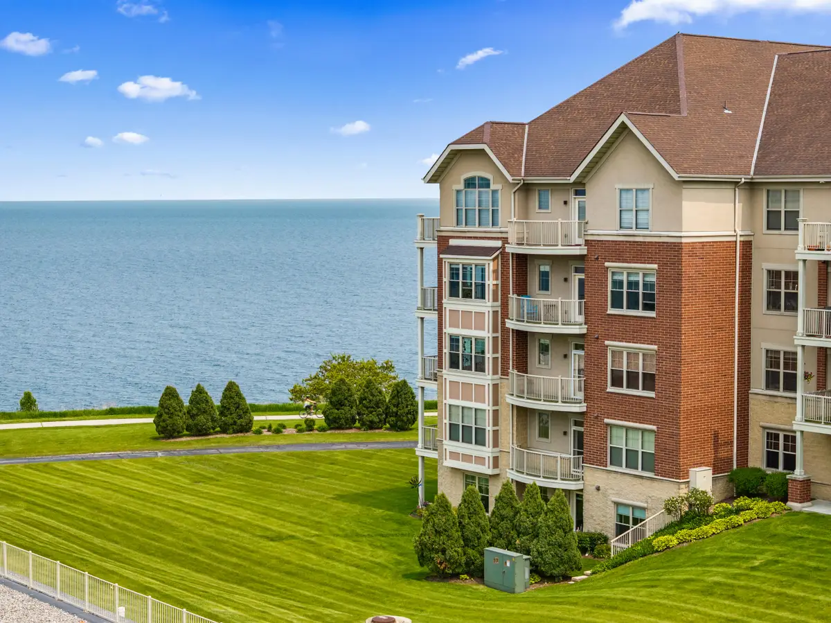 4100 S Lake Dr, Saint Francis, WI 53235 - #1