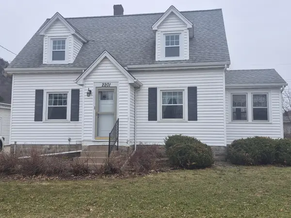 2201 S 30th St S, La Crosse, WI 54601