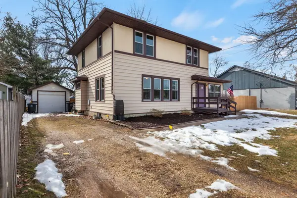 115 Maple Ave, Walworth, WI 53184