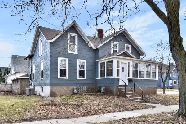 226 Market St, Winona, MN 55987