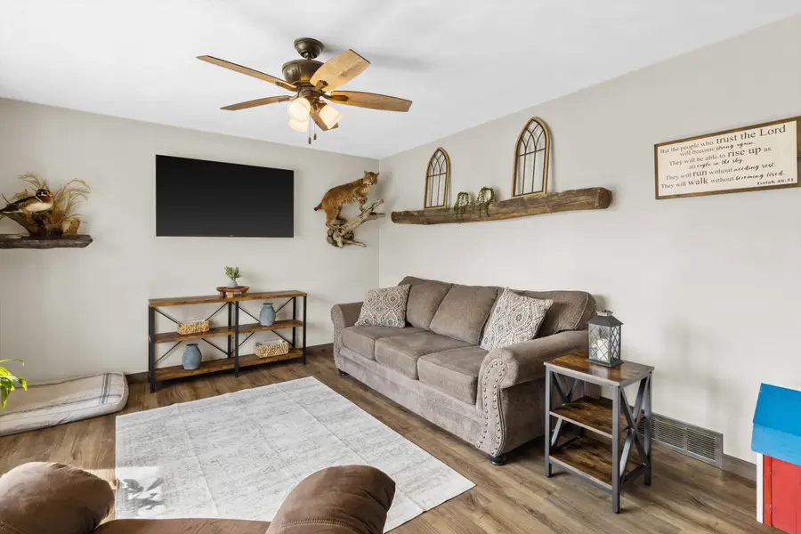 817 W Milwaukee St, Jefferson, WI 53549 - #2