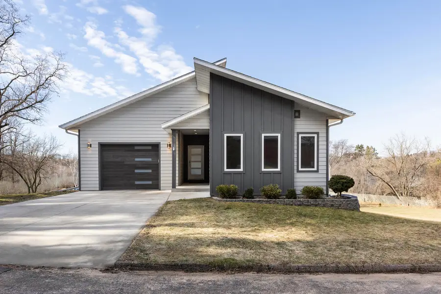 510 Wisconsin St, Wonewoc, WI 53968 - #2