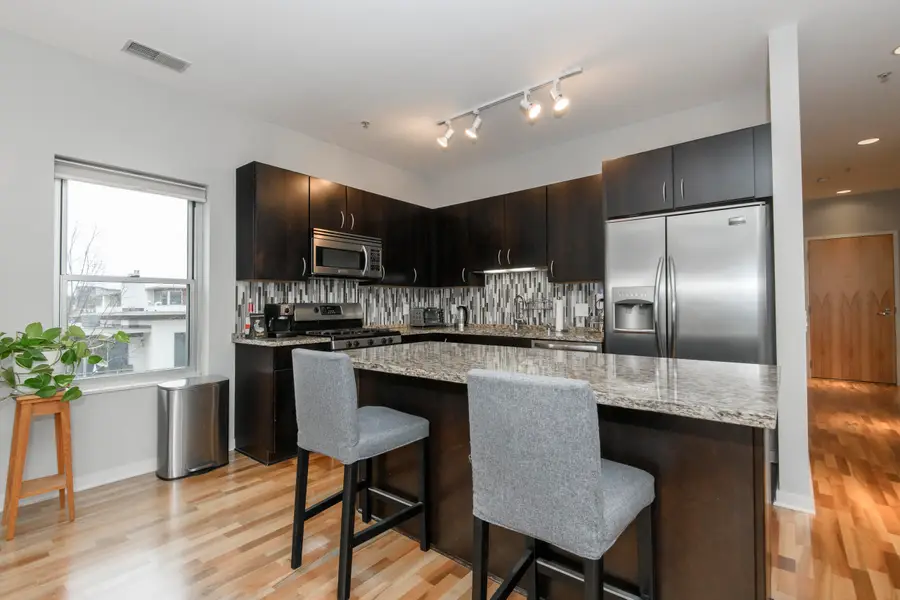 1902 N Commerce St, Milwaukee, WI 53212 - #2