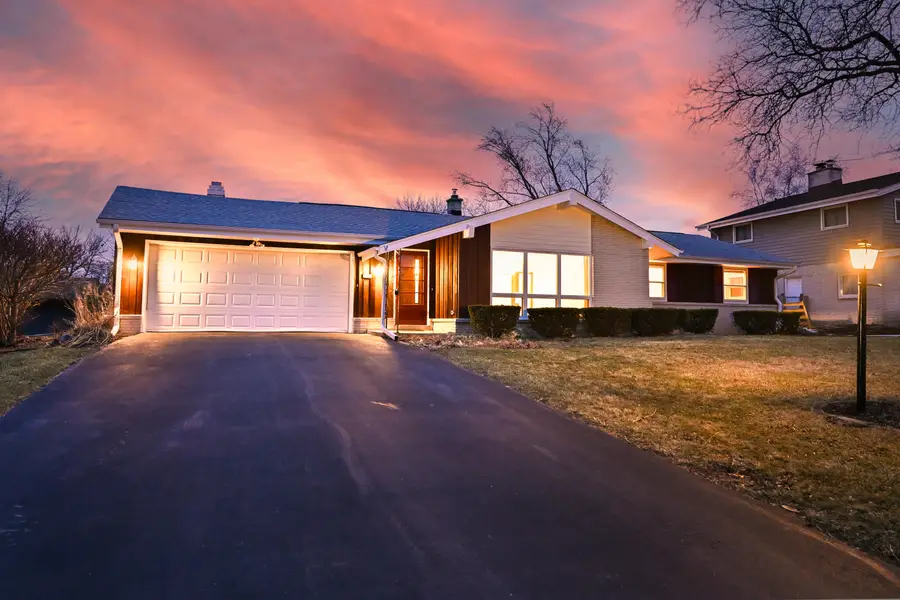 2868 N 118th St, Wauwatosa, WI 53222 - #3