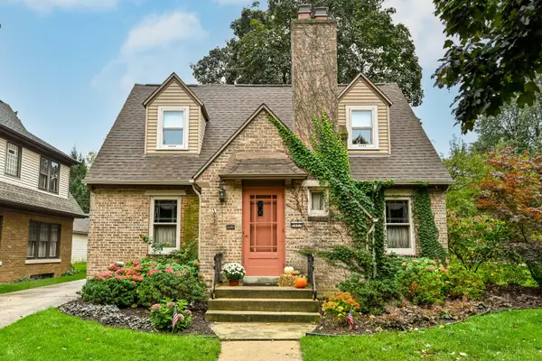 8027 W Woodland Ave, Wauwatosa, WI 53213