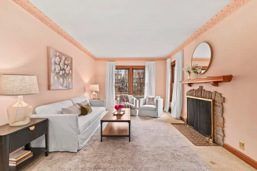 8027 W Woodland Ave, Wauwatosa, WI 53213 - #3