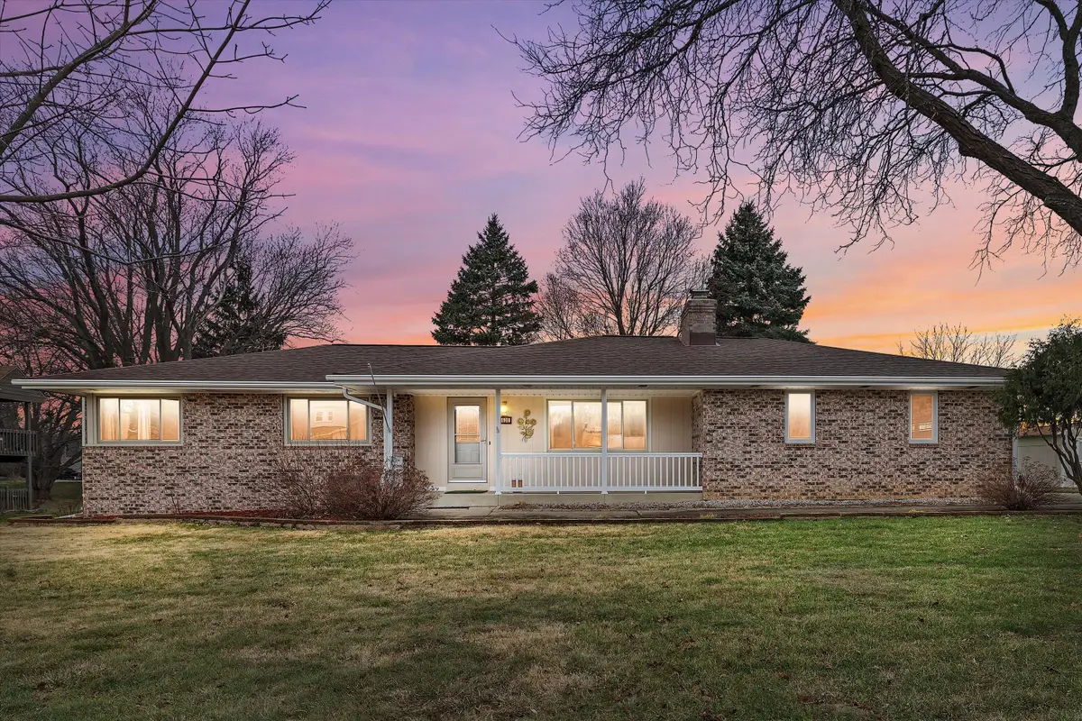 4630 Oakdale Dr, Caledonia, WI 53405 - #1