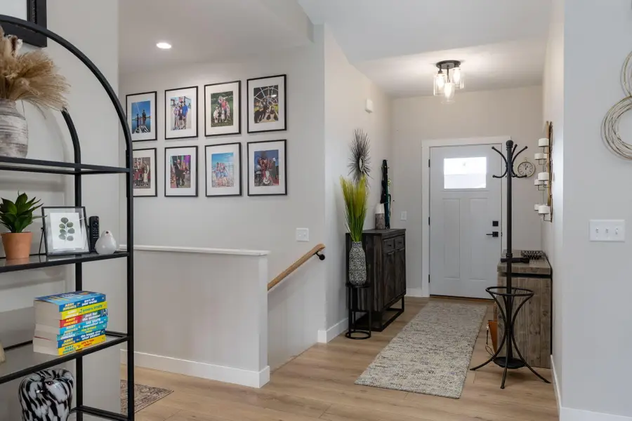 1909 Arches Dr, Holmen, WI 54636 - #2