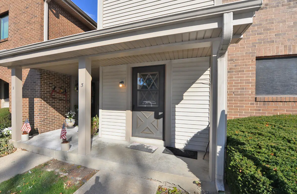 5740 Cambridge Ln, Mount Pleasant, WI 53406 - #1