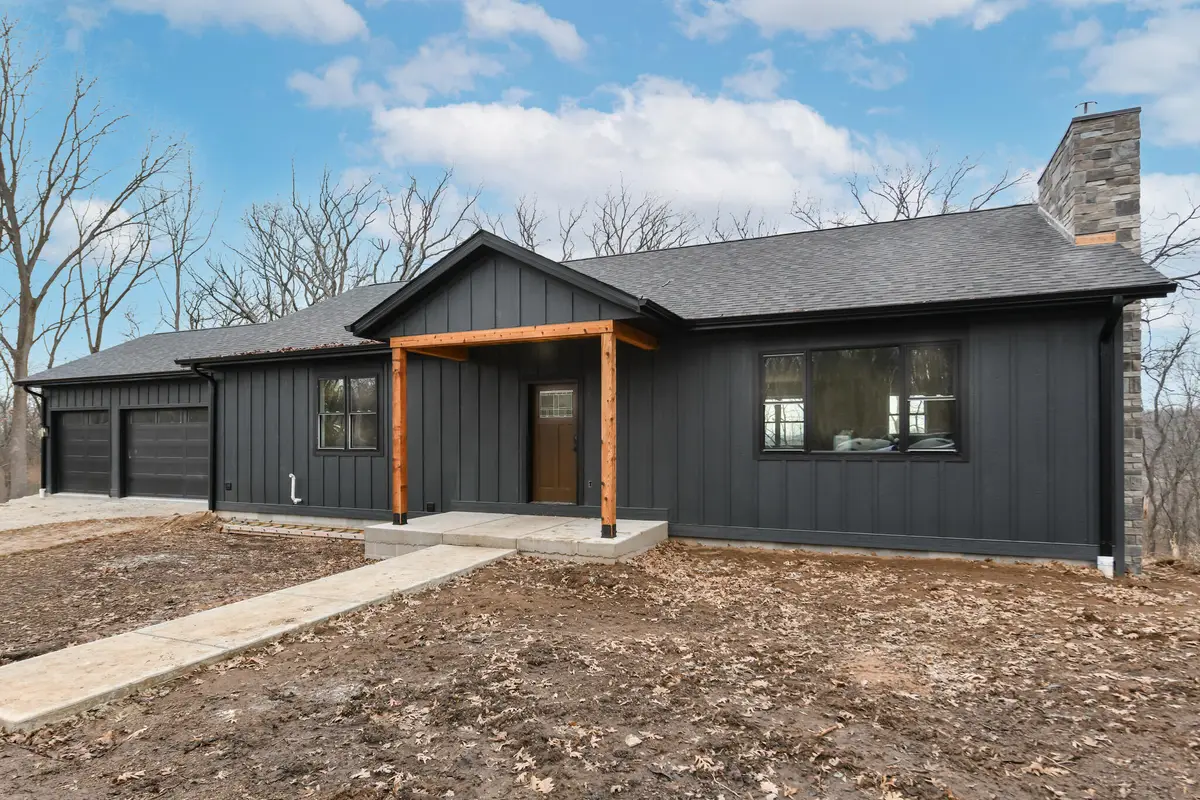 N6095 Johnson Rd, Spring Prairie, WI 53105 - #1