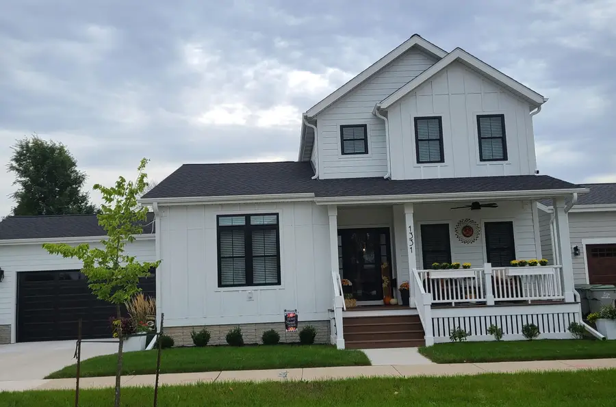 1607 N 21st St, Milwaukee, WI 53205 - #3