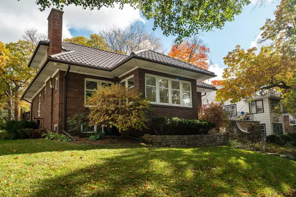 838 N 64th St, Wauwatosa, WI 53213