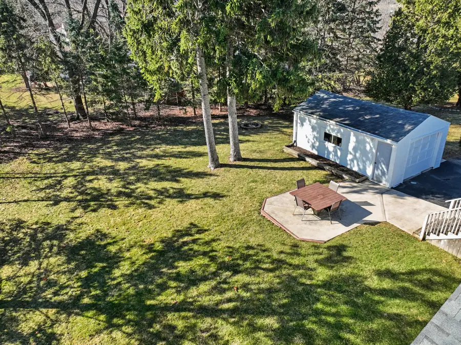 18525 Pleasant St, Brookfield, WI 53045 - #3