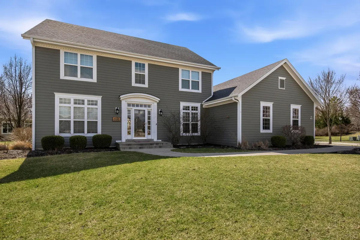 N72W7763 Harvest Ln, Cedarburg, WI 53012 - #1