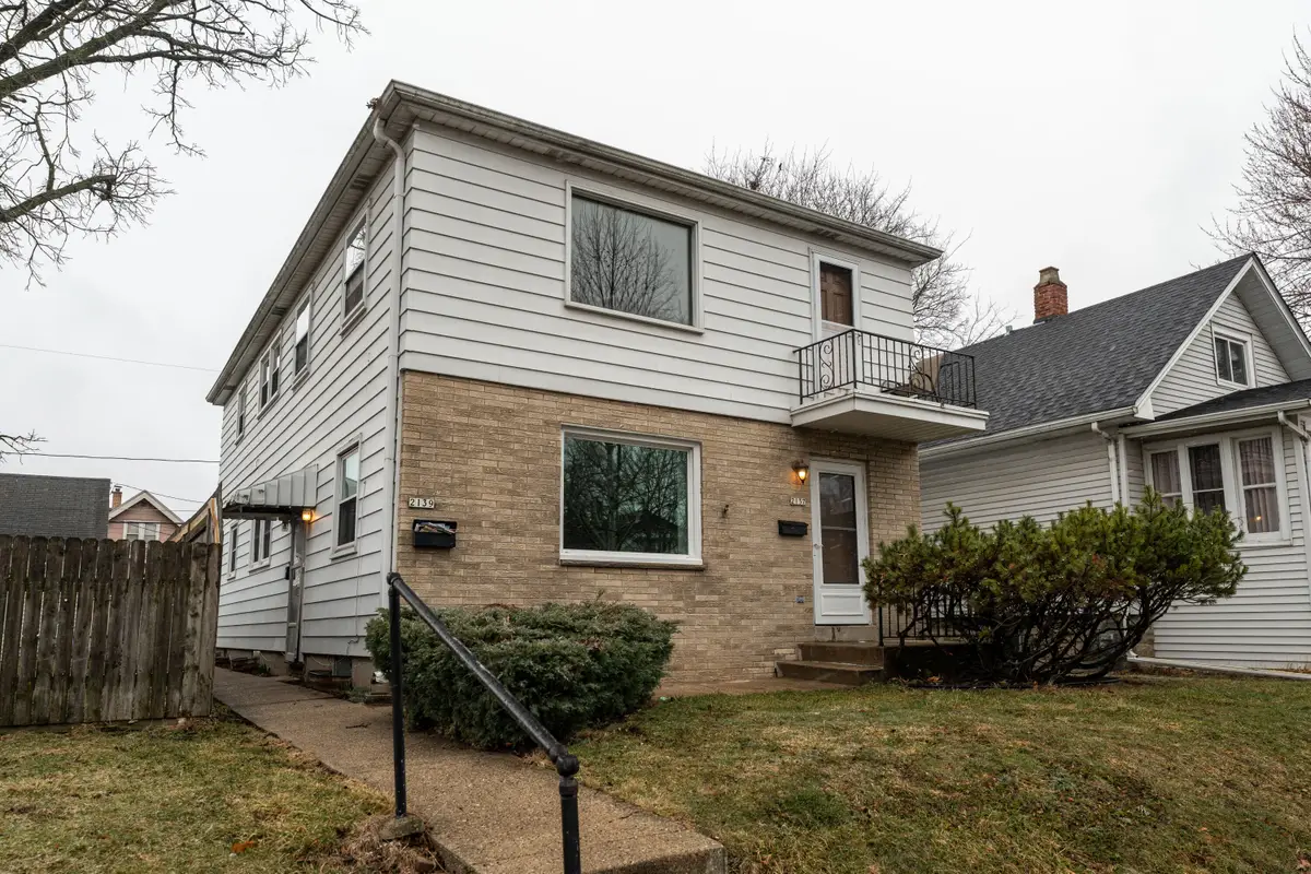 2137 S 71st St, West Allis, WI 53219 - #1