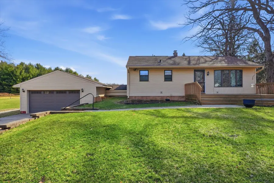 N9376 East Shore Rd, East Troy, WI 53149 - #2