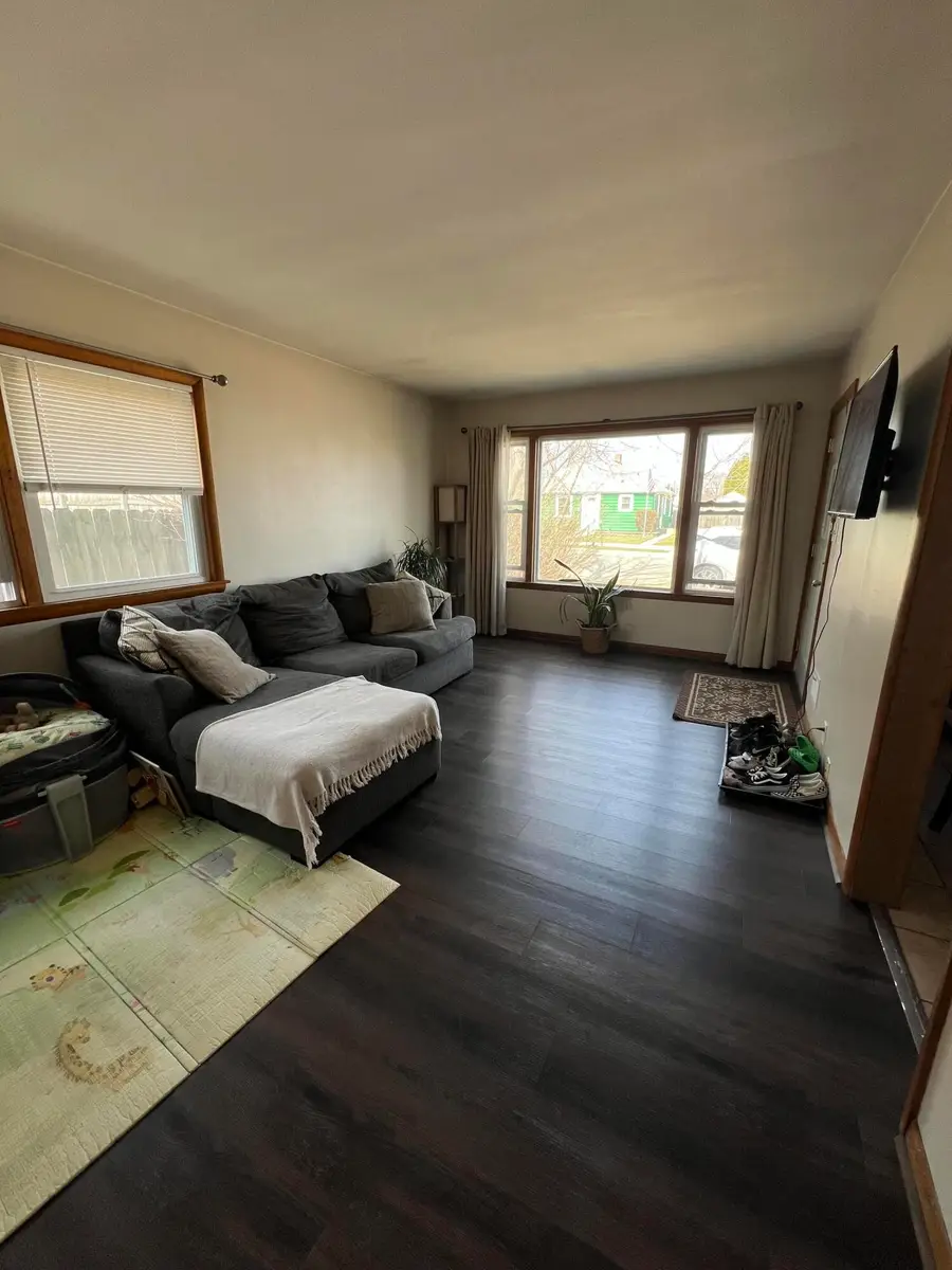 1417 Melvin Ave, Racine, WI 53402 - #3