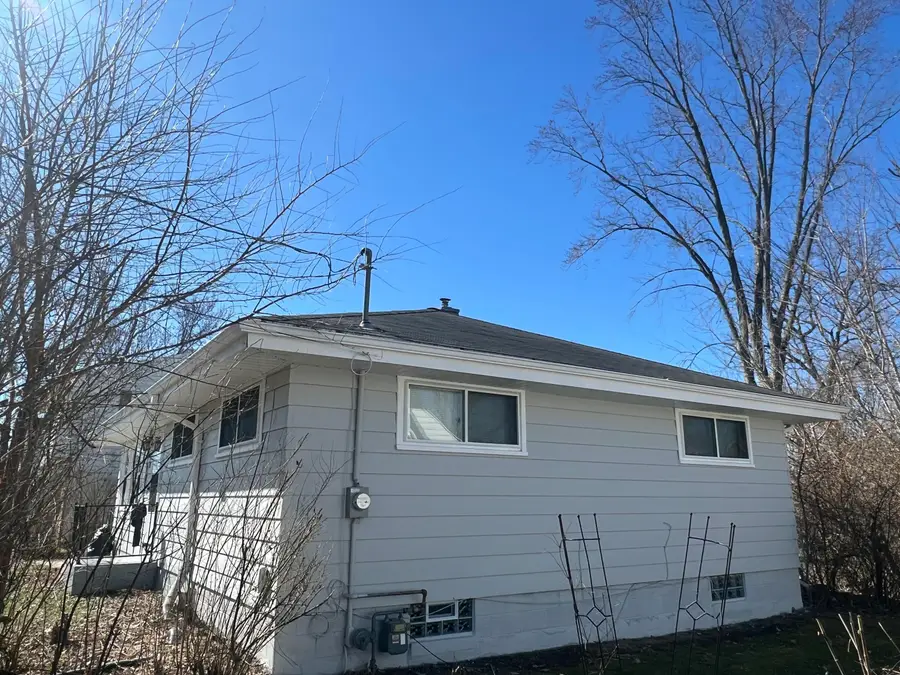 6827 N 44th St, Milwaukee, WI 53223 - #2