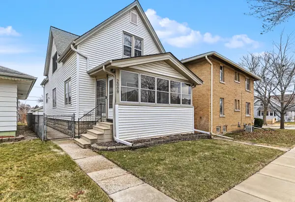 2009 S 77th St, West Allis, WI 53219