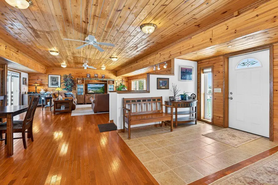 N9601 Wiley Rd, Ixonia, WI 53094 - #3