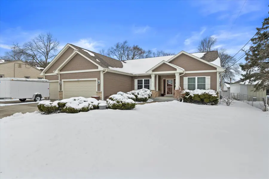 12718 W Colfax Pl, Butler, WI 53007 - #2