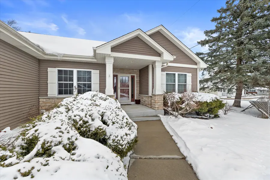 12718 W Colfax Pl, Butler, WI 53007 - #3