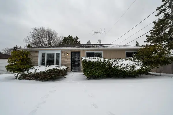 6541 N Fresno St, Milwaukee, WI 53224