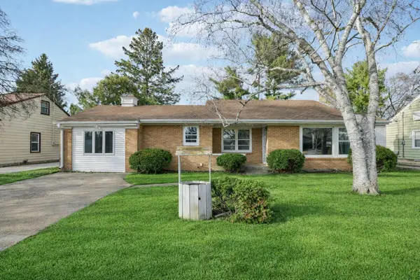 1939 Jackson St, Beloit, WI 53511