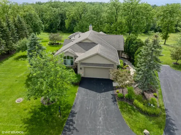 572 Trevino Dr, Geneva, WI 53147