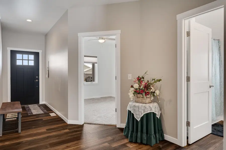 733 Crockett Dr, Holmen, WI 54636 - #3