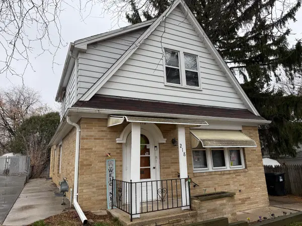 218 Island Ave, Racine, WI 53405