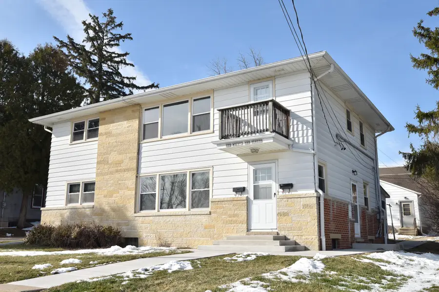 N88W16270 Park Blvd, Menomonee Falls, WI 53051 - #2