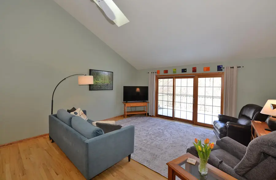 4224 N Circle Dr, Mount Pleasant, WI 53405 - #3