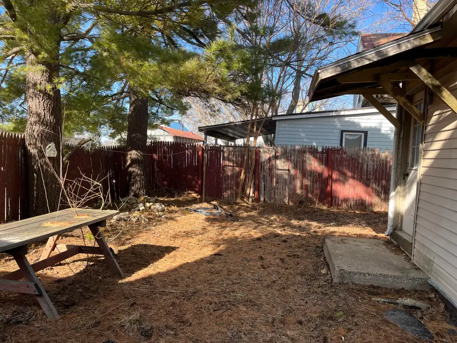 212 N 4th St, Watertown, WI 53094 - #2