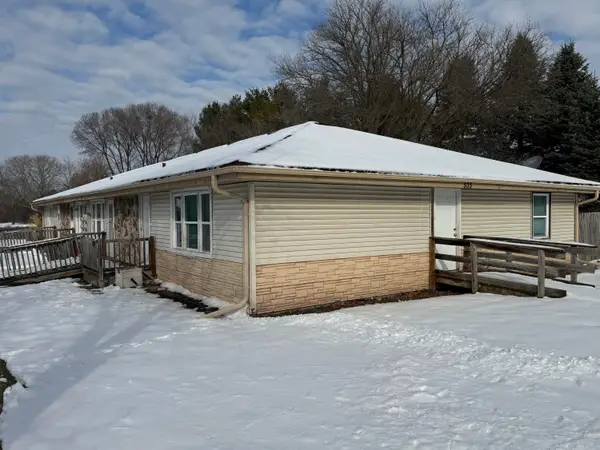 535 Merton Ave, Hartland, WI 53029